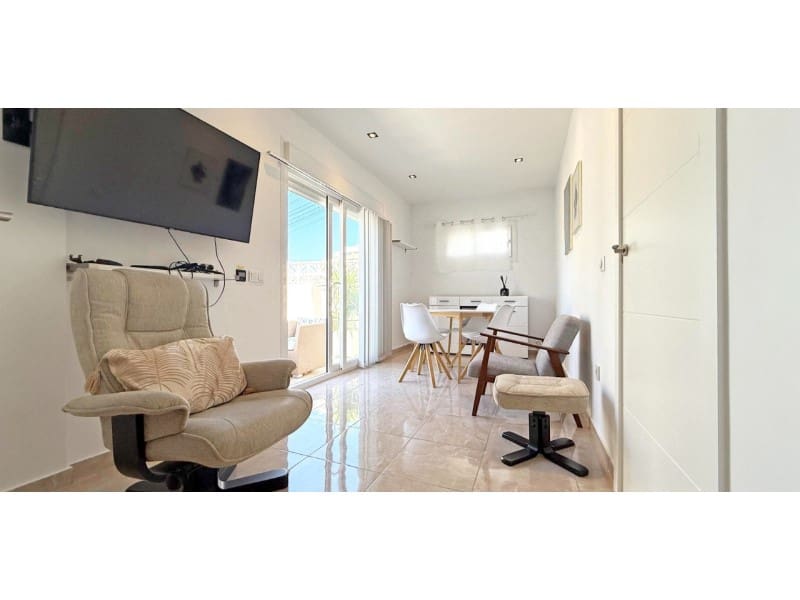 2 soverom Bungalow til salgs i Torrevieja - € 199 900 (Ref: 9634482)