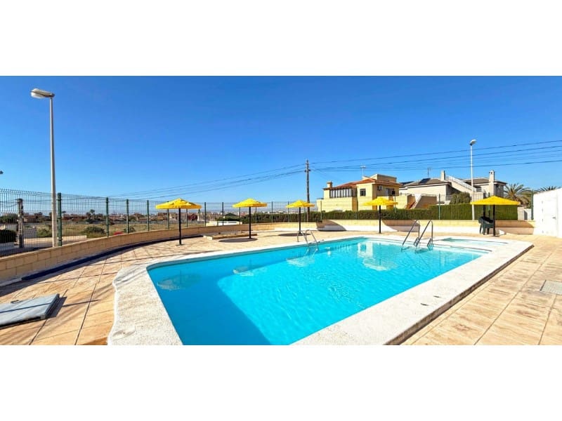 2 soverom Bungalow til salgs i Torrevieja - € 199 900 (Ref: 9634482)