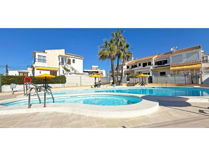 2 soverom Bungalow til salgs i Torrevieja - € 199 900 (Ref: 9634482)