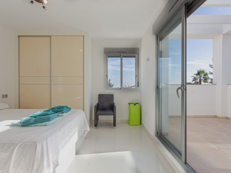 3 quarto Moradia para venda em Orihuela Costa - 475 000 € (Ref: 9648025)