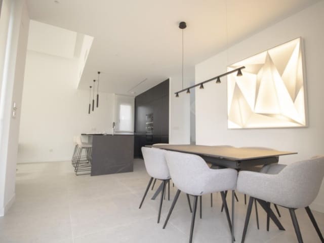 3 Zimmer Villa zu verkaufen in Golf Bahía, Finestrat mit Pool - 579.000 € (Ref: 9651837)