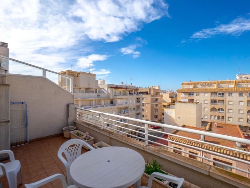 1 sypialnia Apartament na sprzedaż w Torrevieja - 119 000 € (Ref: 9655982)