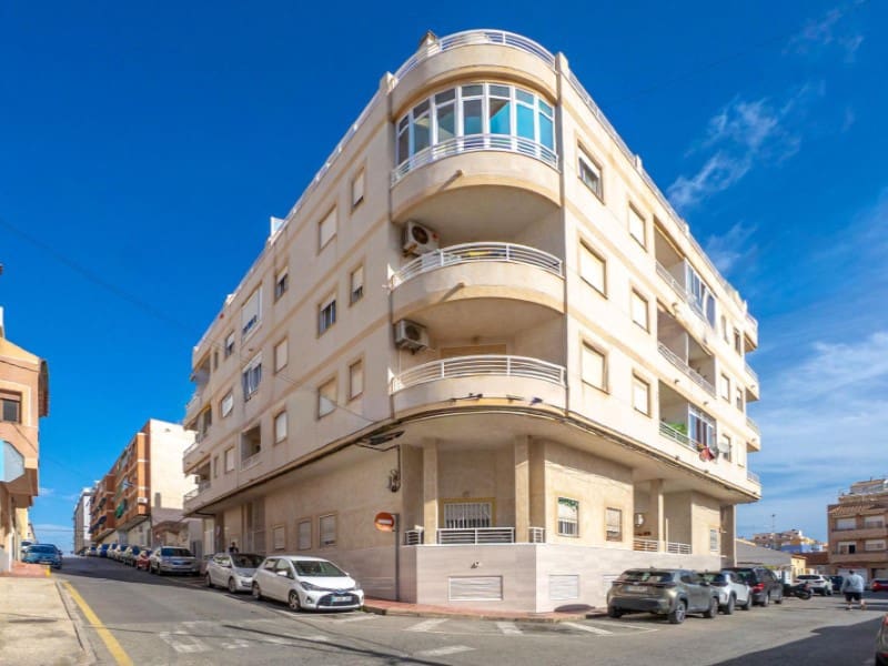 1 sypialnia Apartament na sprzedaż w Torrevieja - 119 000 € (Ref: 9655982)