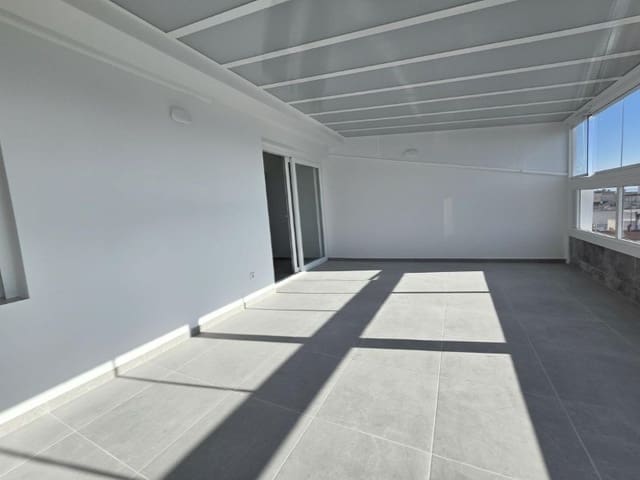 2 sovrum Lägenhet till salu i Las Piscinas Naturales, Torrevieja - 207 000 € (Ref: 9655983)