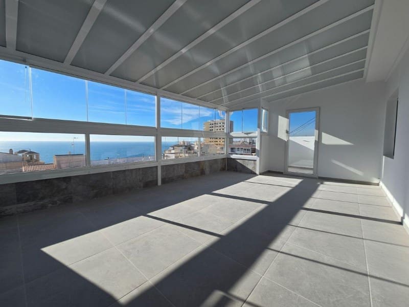 2 sovrum Lägenhet till salu i Torrevieja - 207 000 € (Ref: 9655983)