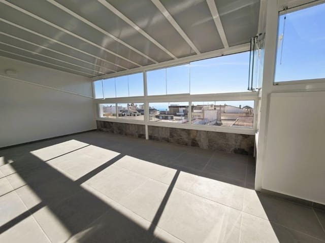 2 sovrum Lägenhet till salu i Las Piscinas Naturales, Torrevieja - 207 000 € (Ref: 9655983)