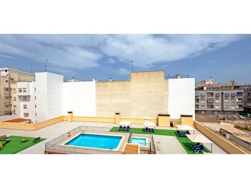 3 sovrum Lägenhet till salu i Torrevieja - 169 000 € (Ref: 9659314)