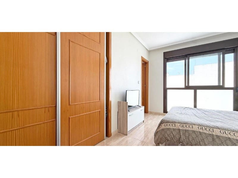 3 sovrum Lägenhet till salu i Torrevieja - 169 000 € (Ref: 9659314)