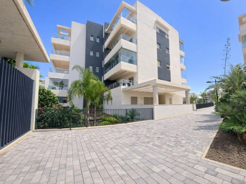 3 Zimmer Apartment zu verkaufen in Orihuela Costa mit Pool - 320.000 € (Ref: 9666395)