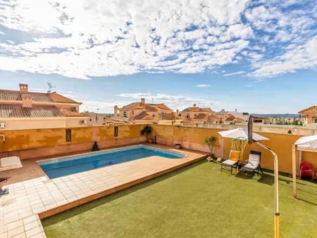 4 bedroom Villa for sale in Aguas Nuevas, Torrevieja with pool - € 499,000 (Ref: 9666396)