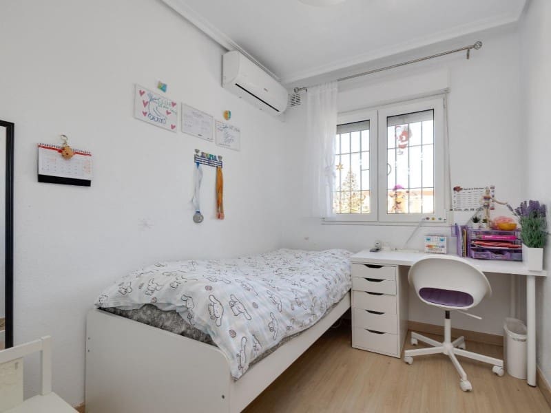 3 Zimmer Haus zu verkaufen in Aguas Nuevas mit Pool - 249.900 € (Ref: 9666402)