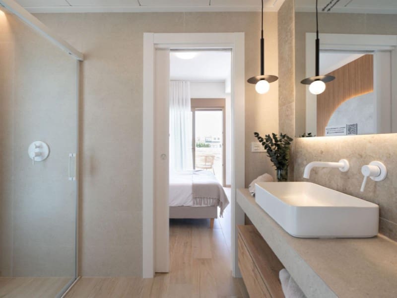 Chalet de 3 habitaciones en Los Alcázares en venta con piscina - 630.000 € (Ref: 9670383)