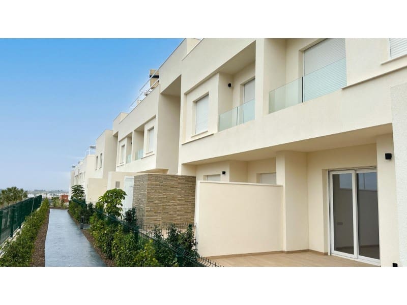 3 slaapkamer Bungalow te koop in Algorfa met zwembad - € 365.000 (Ref: 9670403)