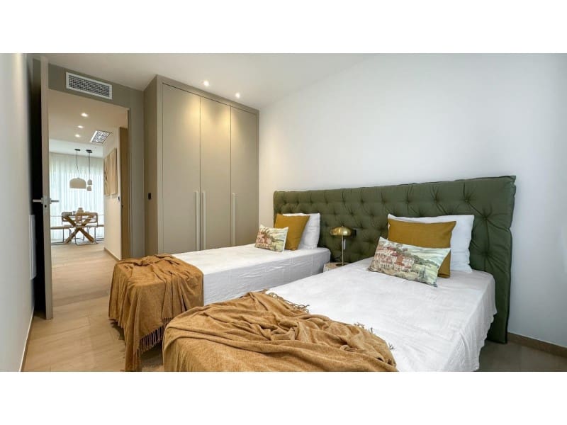 3 slaapkamer Bungalow te koop in Algorfa met zwembad - € 365.000 (Ref: 9670403)