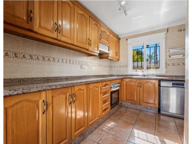 3 makuuhuone Huvila myytävänä paikassa Lomas de Cabo Roig - Los Dolses, Orihuela mukana uima-altaan - 369 000 € (Ref: 9674103)