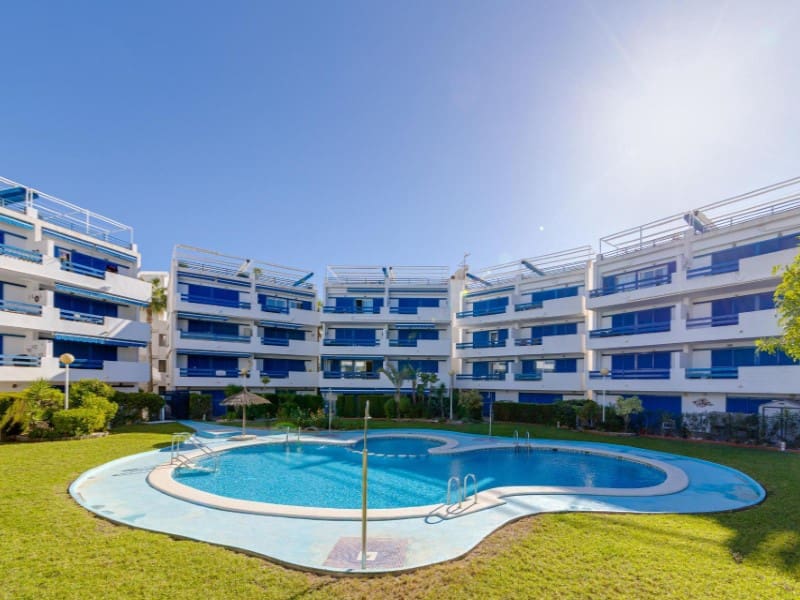 2 soverom Leilighet til salgs i Playa Flamenca med svømmebasseng - € 194 900 (Ref: 9674105)