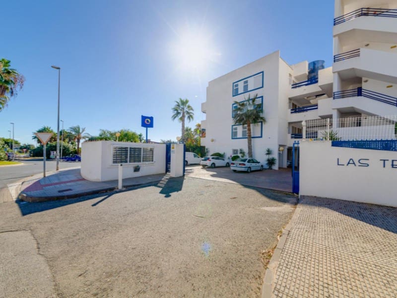 2 soverom Leilighet til salgs i Playa Flamenca med svømmebasseng - € 194 900 (Ref: 9674105)