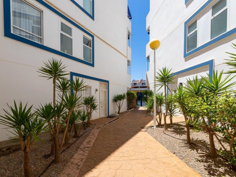 2 soverom Leilighet til salgs i Playa Flamenca med svømmebasseng - € 194 900 (Ref: 9674105)