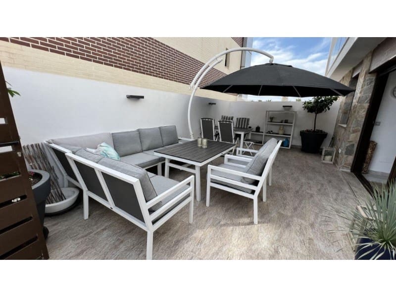 3 bedroom Villa for sale in Orihuela Costa with pool - € 299,000 (Ref: 9674106)