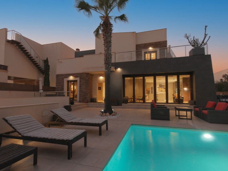 4 soveværelse Villa til salg i Aguas Nuevas med swimmingpool - € 1.075.000 (Ref: 9677324)