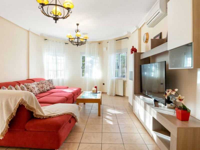 5 Zimmer Villa zu verkaufen in Orihuela Costa mit Pool - 350.000 € (Ref: 9677326)