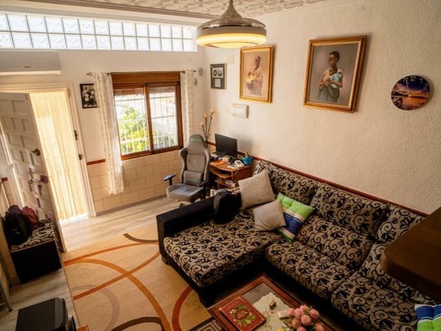 2 quarto Casa em Banda para venda em El Chaparral, Torrevieja - 139 995 € (Ref: 9677327)