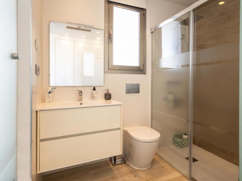 Chalet de 4 habitaciones en Orihuela Costa en venta con piscina - 490.000 € (Ref: 9677329)