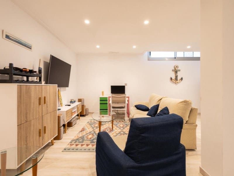 Chalet de 4 habitaciones en Orihuela Costa en venta con piscina - 490.000 € (Ref: 9677329)