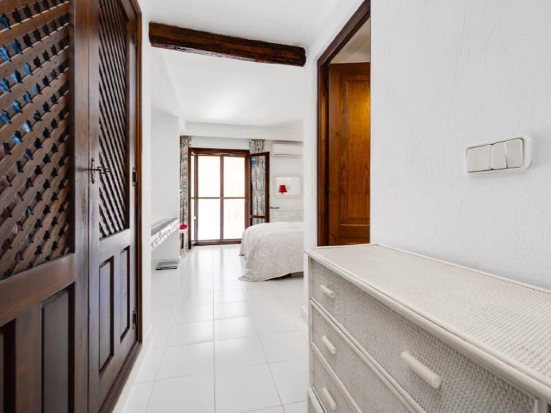 2 slaapkamer Appartement te koop in Torrevieja met zwembad - € 310.000 (Ref: 9686319)