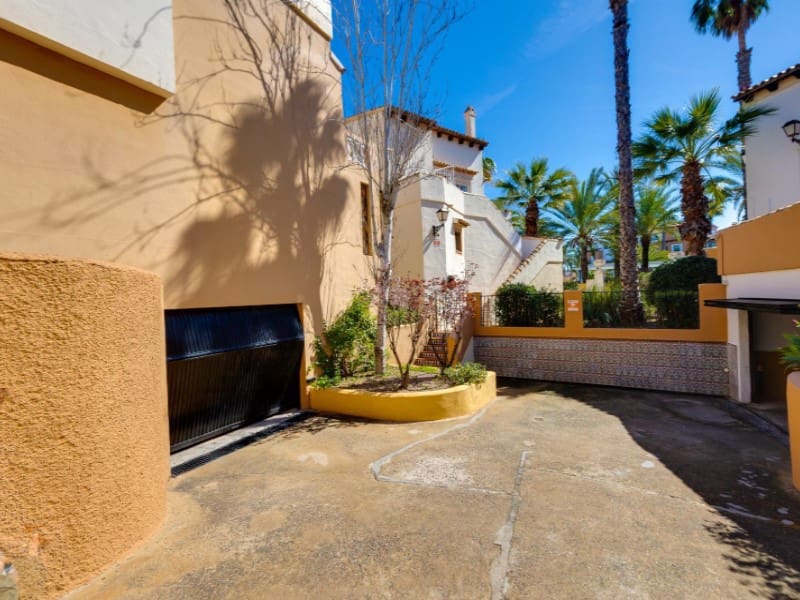 2 slaapkamer Appartement te koop in Torrevieja met zwembad - € 310.000 (Ref: 9686319)