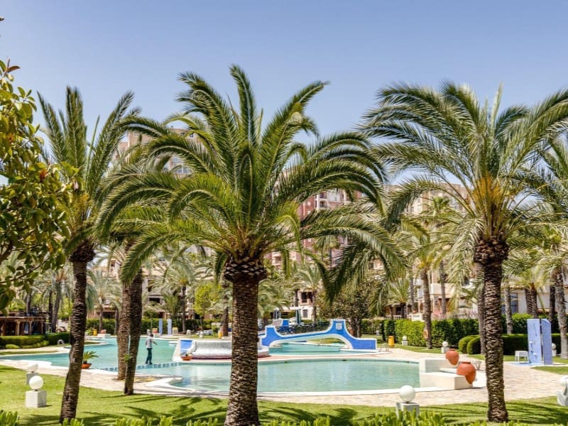 2 slaapkamer Appartement te koop in Torrevieja met zwembad - € 310.000 (Ref: 9686319)