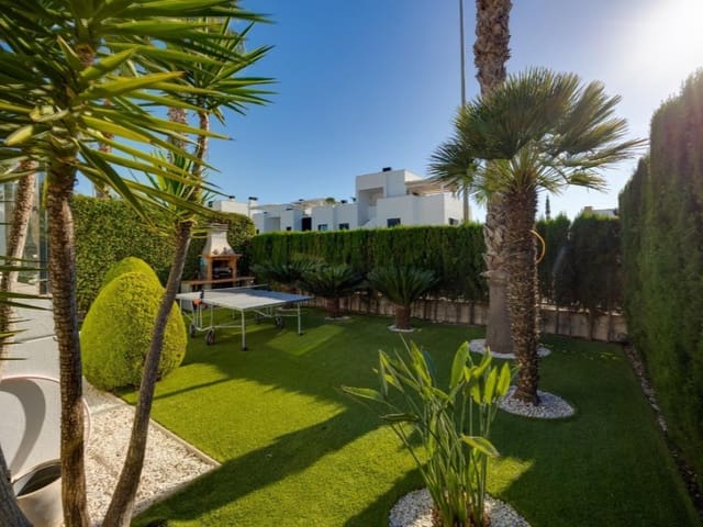 3 makuuhuone Omakotitalo myytävänä paikassa Villamartin, Orihuela - 399 000 € (Ref: 9686321)