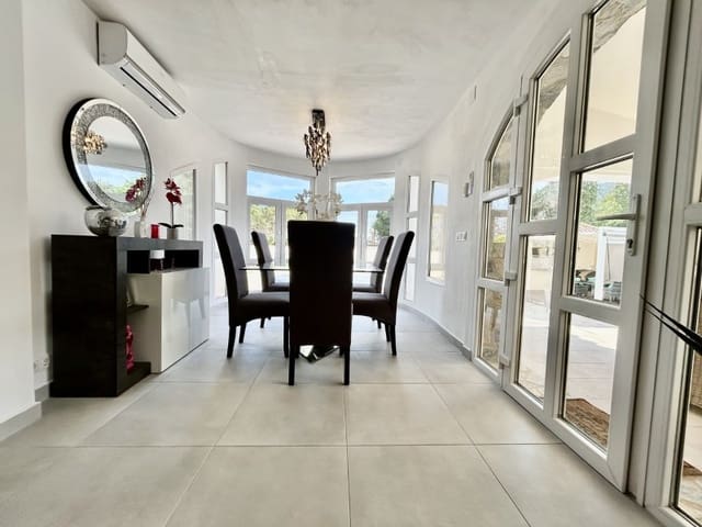 Chalet de 6 habitaciones en Lomas de Cabo Roig - Los Dolses, Orihuela en venta con garaje - 799.000 € (Ref: 9690510)