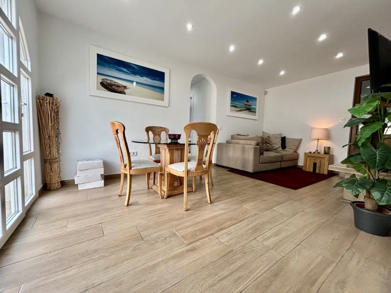 6 soveværelse Villa til salg i Orihuela Costa med garage - € 799.000 (Ref: 9690510)