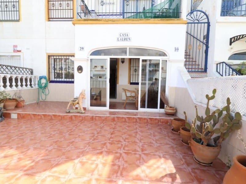 2 quarto Apartamento para venda em Torrevieja - 148 000 € (Ref: 9690511)