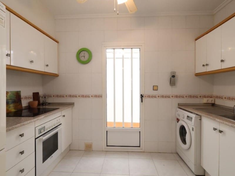 2 quarto Apartamento para venda em Torrevieja - 148 000 € (Ref: 9690511)