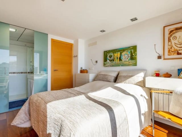 Apartamento de 2 habitaciones en Puerto Deportivo, Torrevieja en venta - 349.000 € (Ref: 9695252)