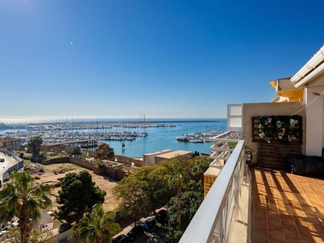 Apartamento de 2 habitaciones en Puerto Deportivo, Torrevieja en venta - 349.000 € (Ref: 9695252)