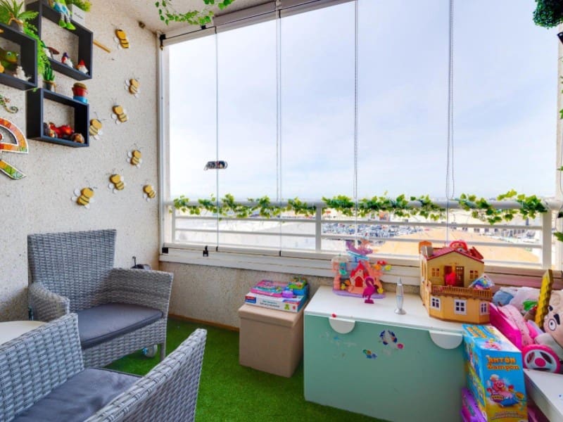 2 bedroom Apartment for sale in Torrevieja with pool - € 184,969 (Ref: 9695255)