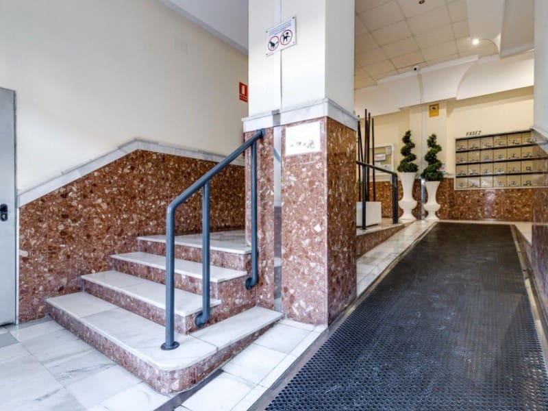 2 bedroom Apartment for sale in Torrevieja with pool - € 184,969 (Ref: 9695255)