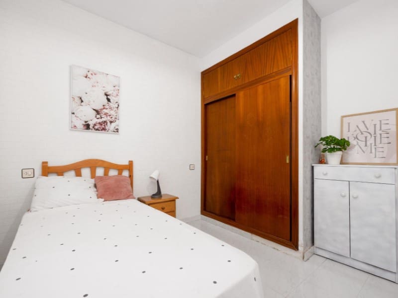 4 Zimmer Villa zu verkaufen in Torrevieja - 197.000 € (Ref: 9695256)