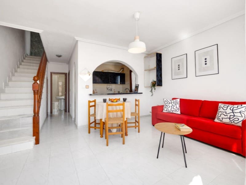 4 Zimmer Villa zu verkaufen in Torrevieja - 197.000 € (Ref: 9695256)