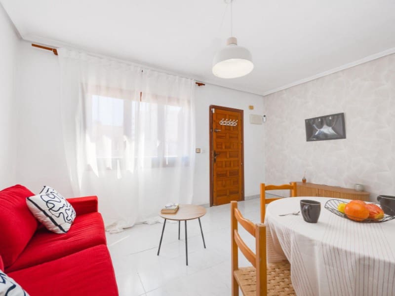 4 Zimmer Villa zu verkaufen in Torrevieja - 197.000 € (Ref: 9695256)