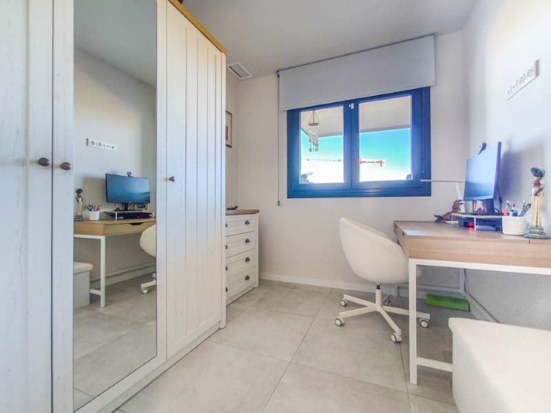 2 bedroom Apartment for sale in Pilar de la Horadada with pool - € 265,000 (Ref: 9701559)