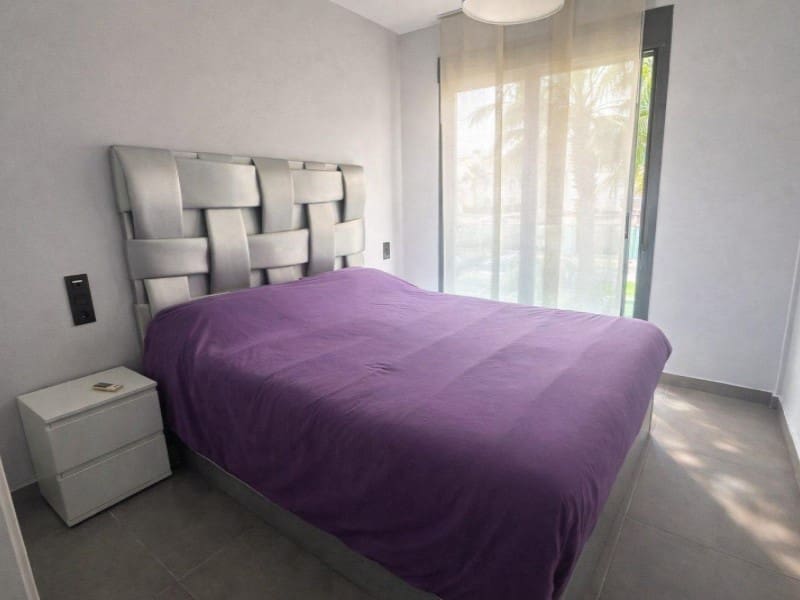 2 bedroom Penthouse for sale in Torrevieja - € 279,900 (Ref: 9701560)