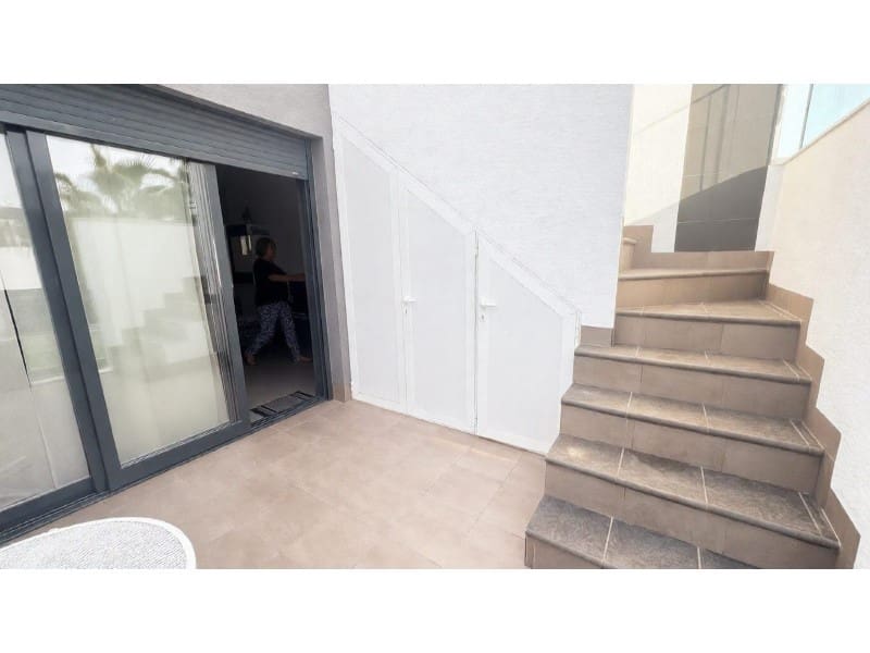 2 bedroom Penthouse for sale in Torrevieja - € 279,900 (Ref: 9701560)