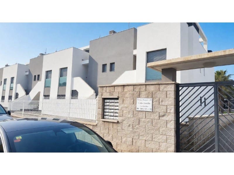 2 bedroom Penthouse for sale in Torrevieja - € 279,900 (Ref: 9701560)