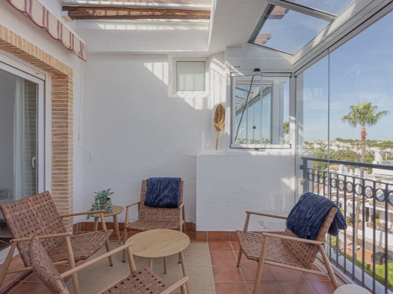 2 makuuhuone Kattohuoneisto myytävänä paikassa Orihuela Costa - 265 000 € (Ref: 9701564)