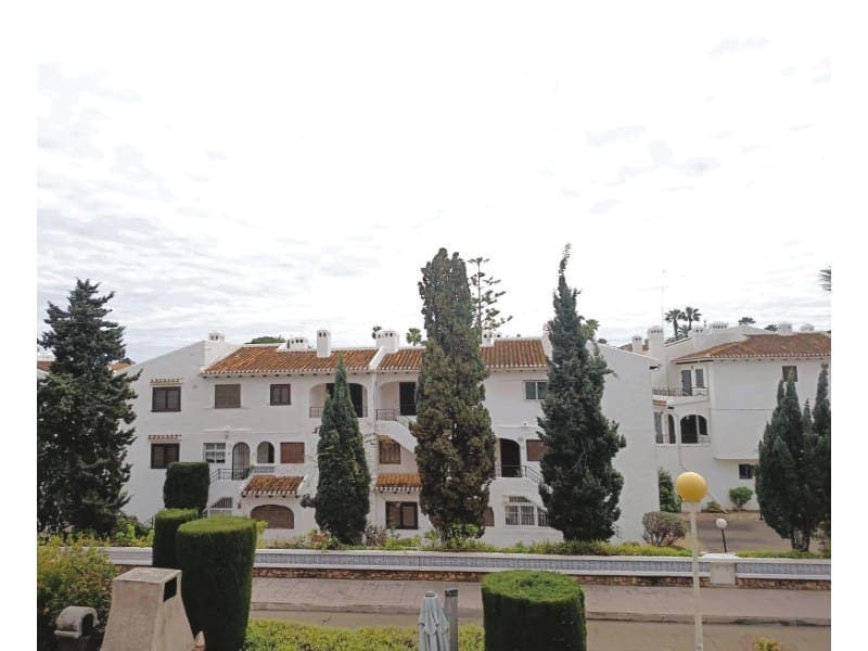 4 soveværelse Byhus til salg i Cabo Roig - € 330.000 (Ref: 9712126)