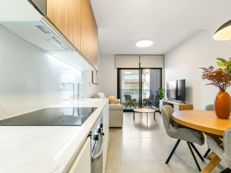 Apartamento de 2 habitaciones en Torrevieja en venta - 249.900 € (Ref: 9712127)